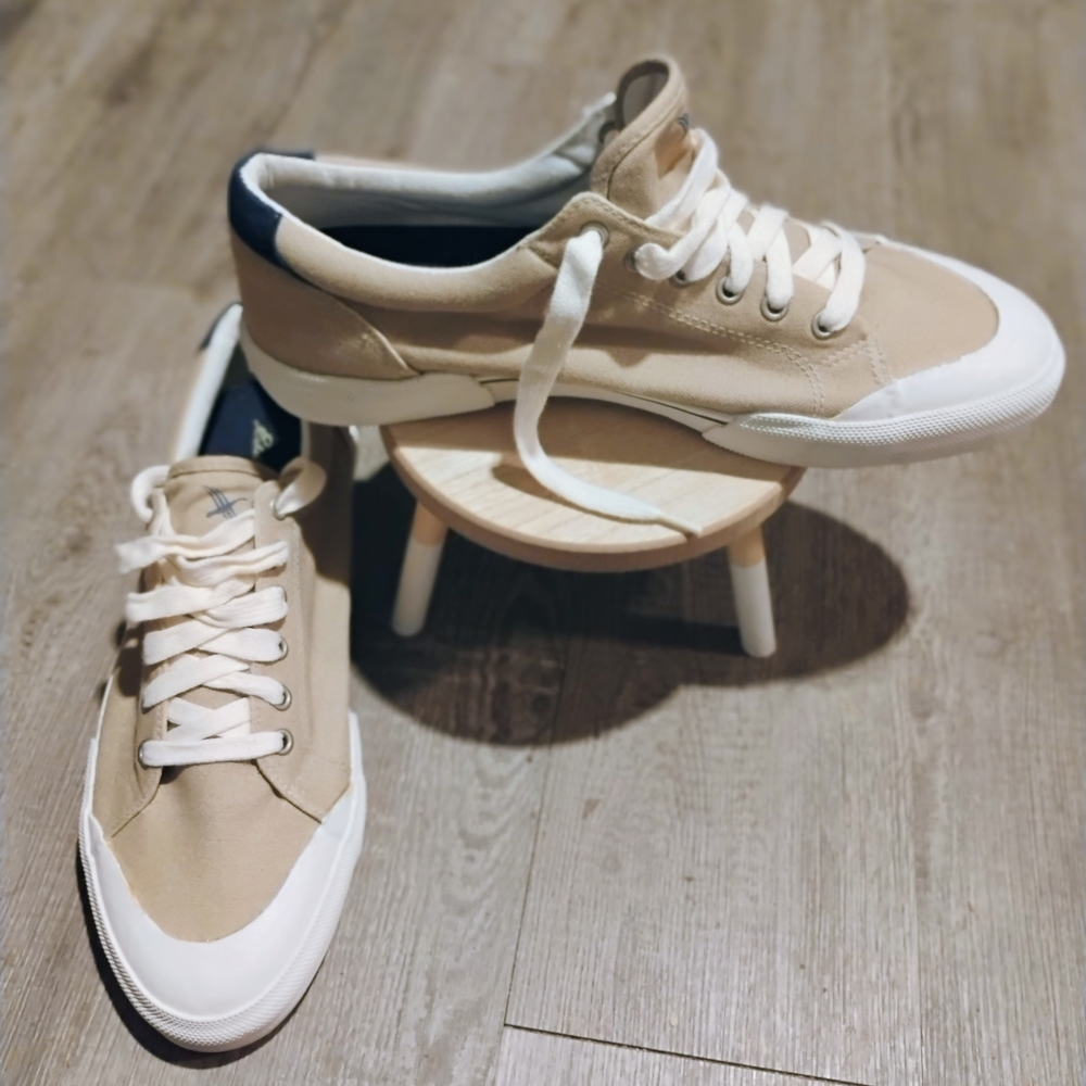 Eddie Bauer Tan Canvas Sneakers